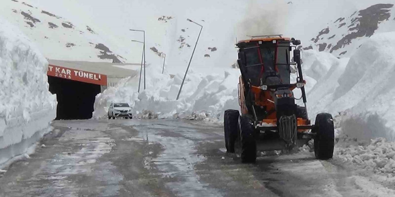 Van’da kar kalınlığı zirve yaptı