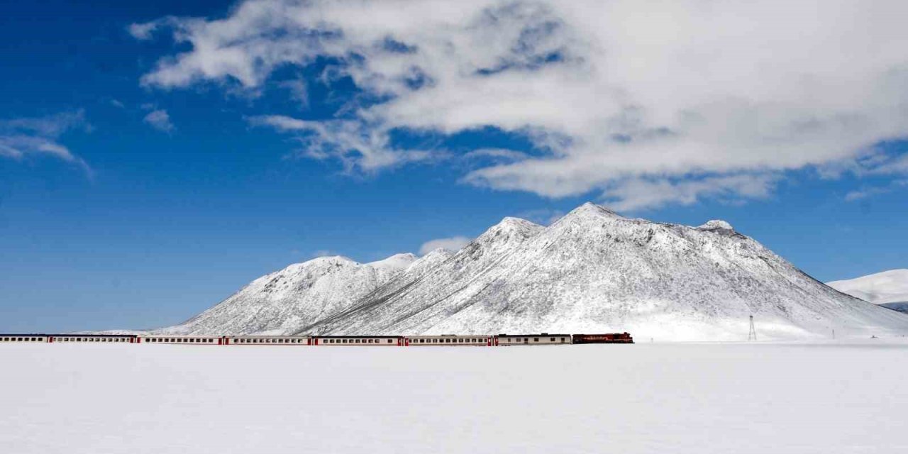 Van gölü ekspresi kartpostallık görüntüler oluşturdu