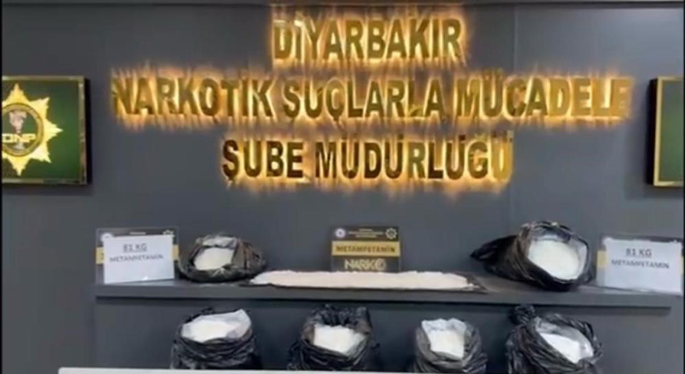 Diyarbakır'da takipteki tırda 81 kilo metamfetamin ele geçirildi