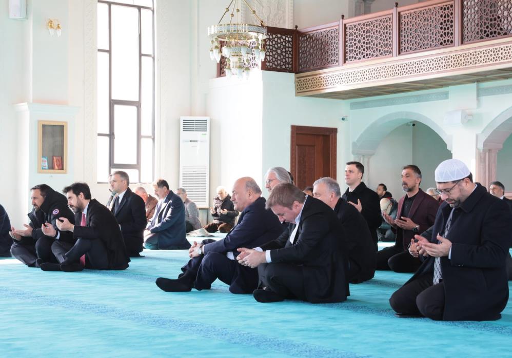 Depremde vefat edenler Mevlid programıyla anıldı