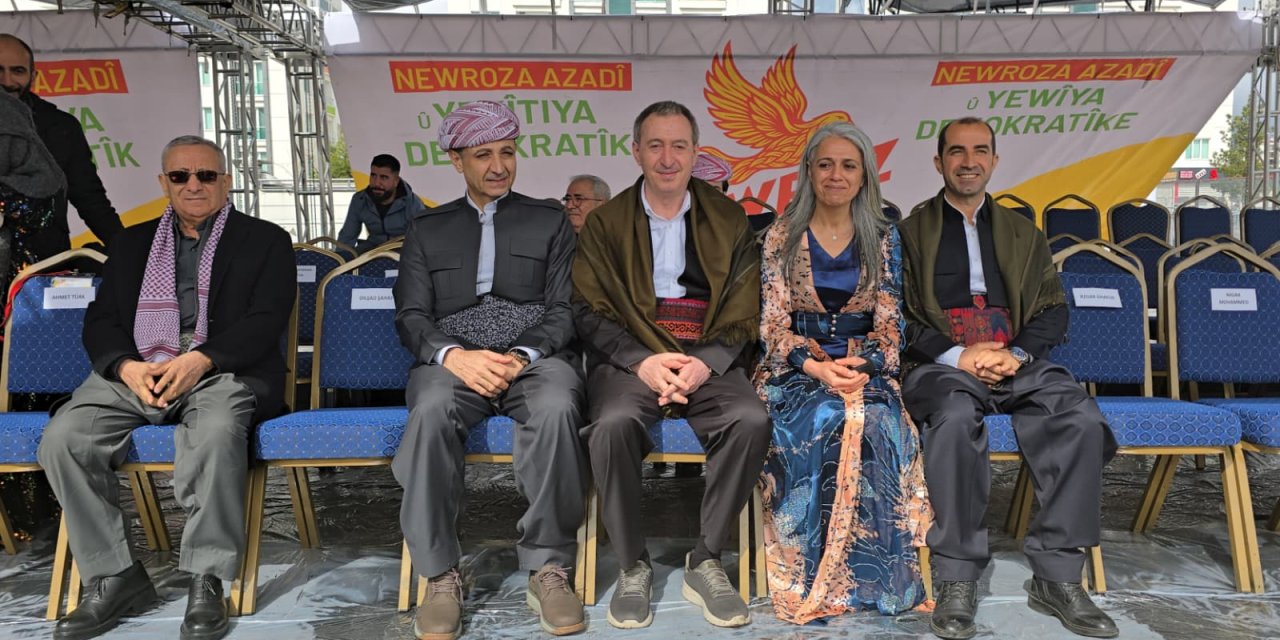 DEM Parti heyeti Newroz alanına giriş yaptı