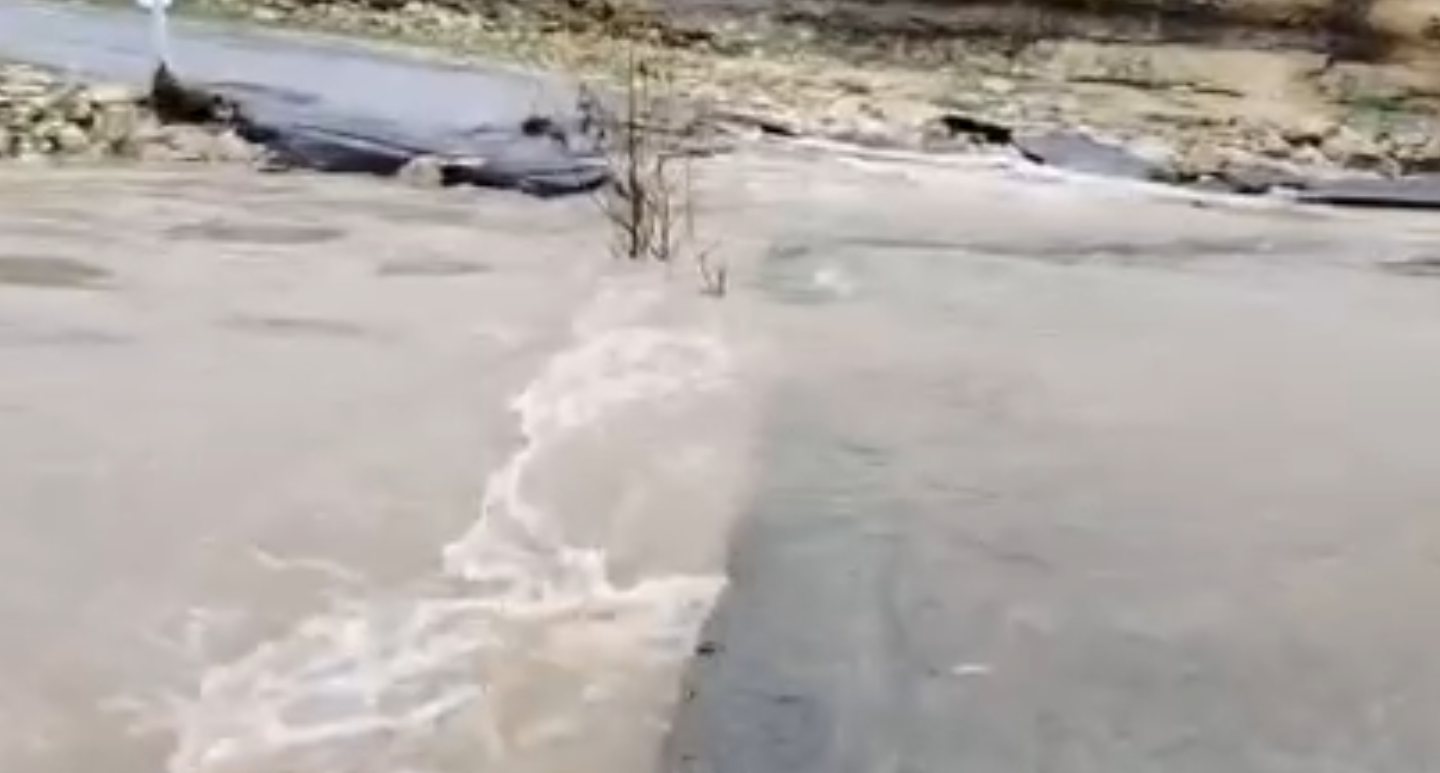 Diyarbakır'da sağanak nedeni ile dereler taştı