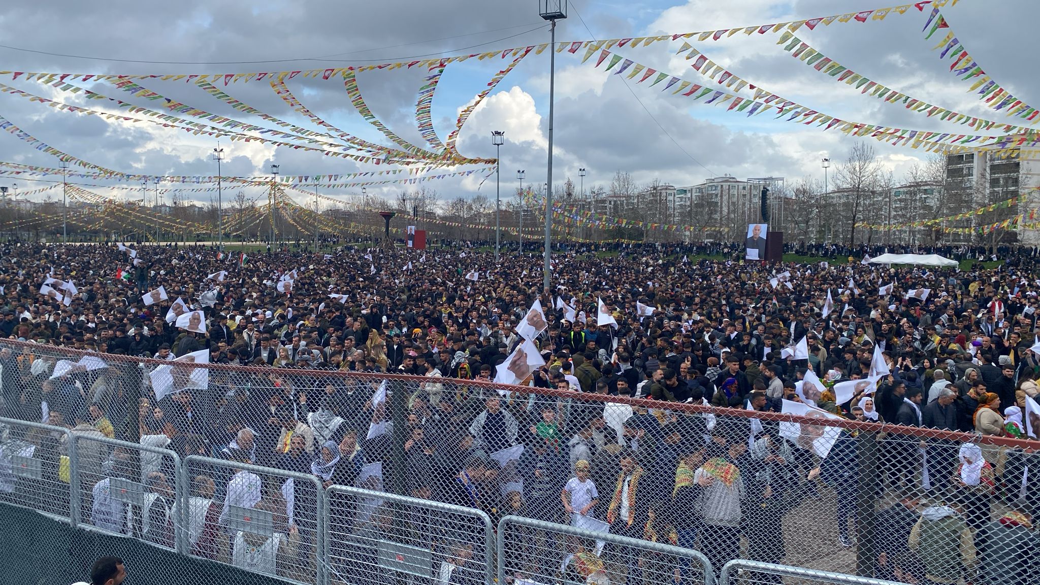 Diyarbakır'da Newroz kutlamaları başladı