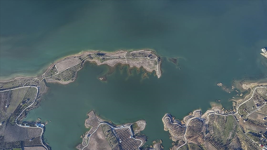 Karakaya Barajı yağışlarla canlandı