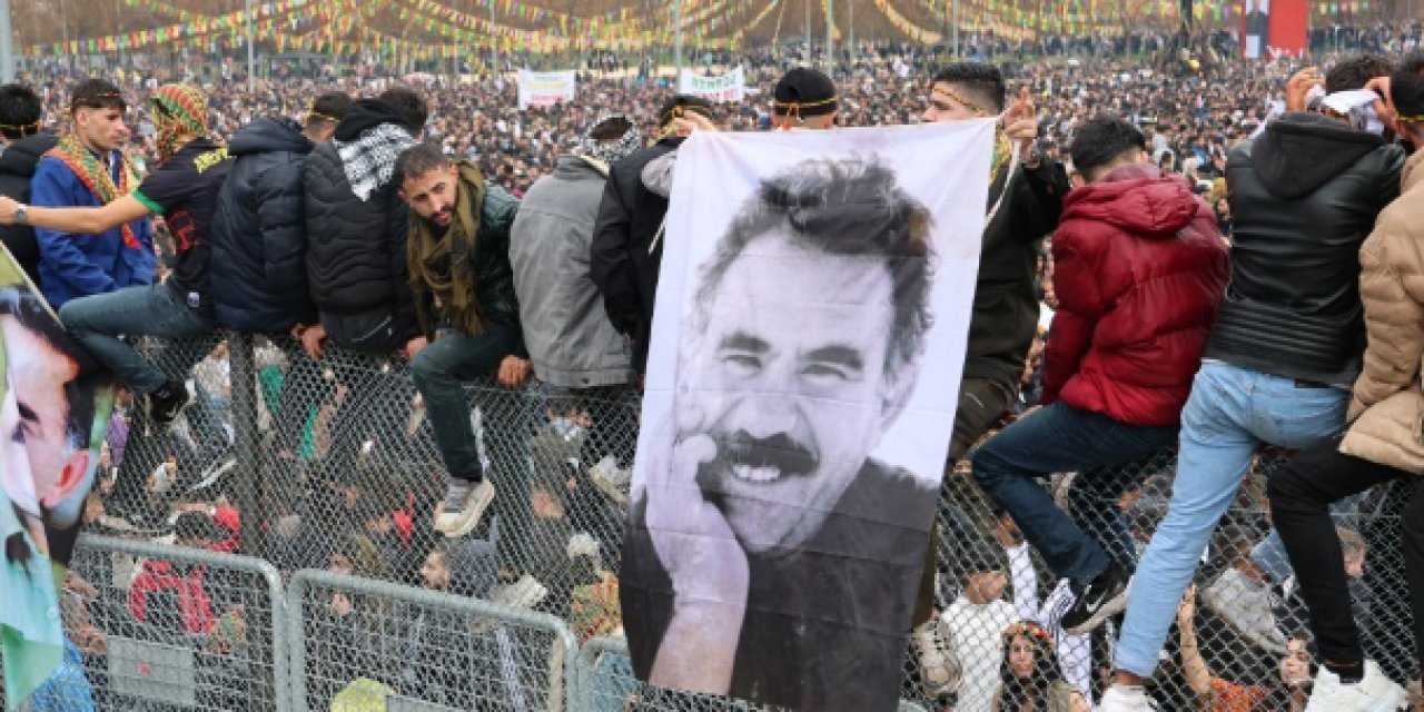 Diyarbakır Newrozu’nda  Abdullah Öcalan’ın mesajı okundu