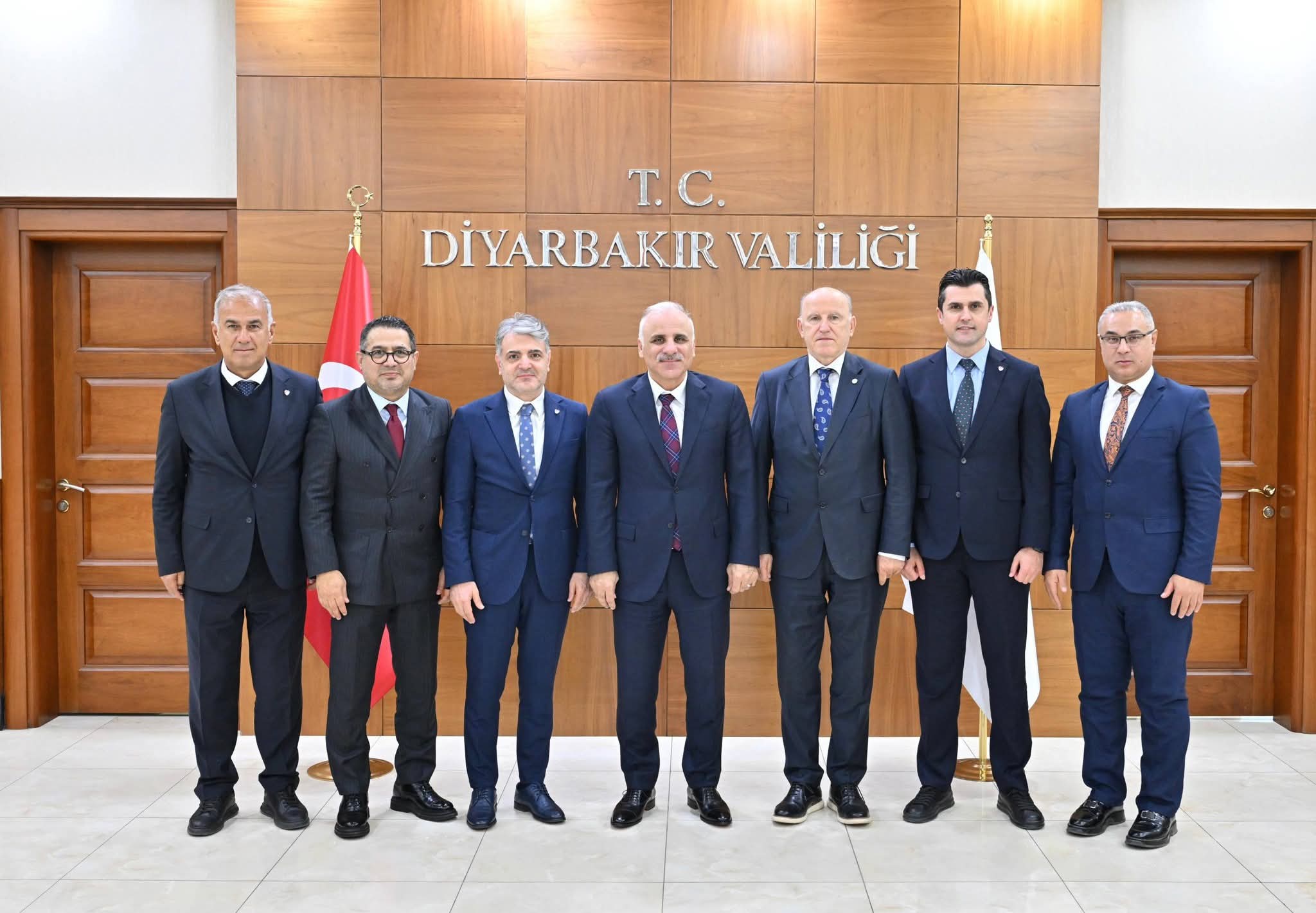TFF heyetinden Diyarbakır’da vali ve emniyet müdürüne ziyaret