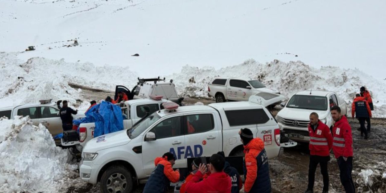 Ağrı Dağı’nda kaybolan dağcı aranıyor
