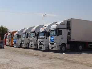 BM'nin yardım konvoyu Nusaybin’den Kamışlı’ya gönderildi