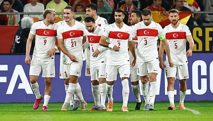 Türkiye Milli takımı finallerde