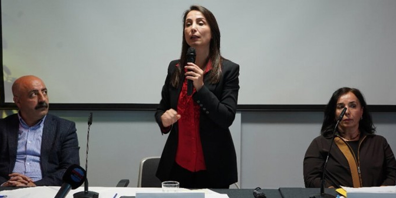 Tülay Hatimoğulları: “Kalıcı barış için muhalefetin desteği şart”