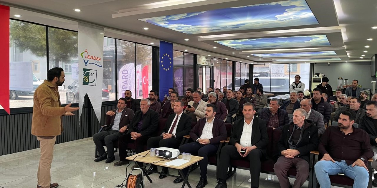 Dicle’de çiftçilere hibe eğitimi