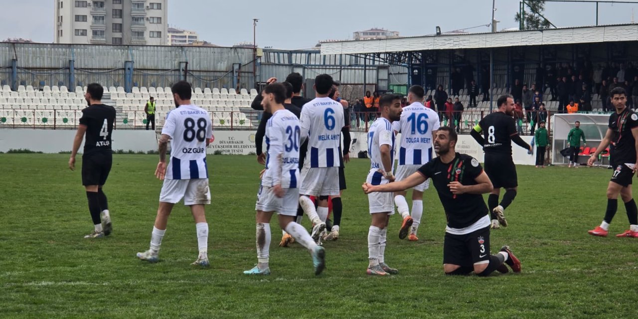 Diyarbekirspor Hakem Kurbanı oldu
