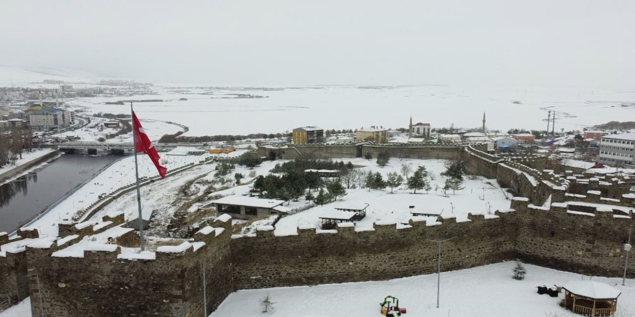 Ardahan Kalesi havadan görüntülendi