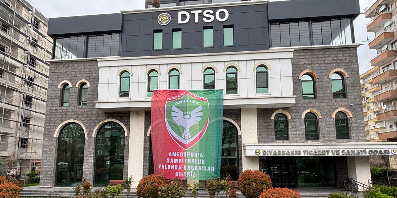 DTSO’dan Amedspor’a dev pankartlı destek