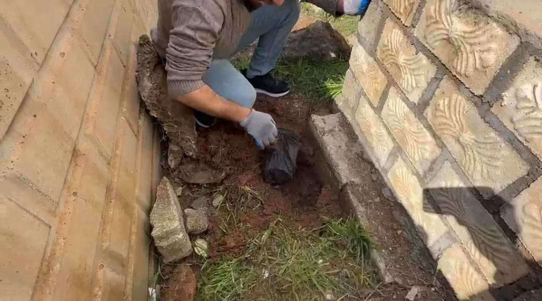 Mezarlıkta gömülü eroin bulundu