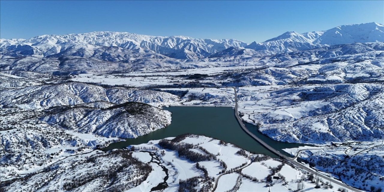 Bitlis’te yağışlar göletleri doldurdu