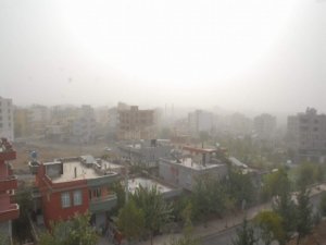 Toz bulutu yaşamı olumsuz etkiliyor