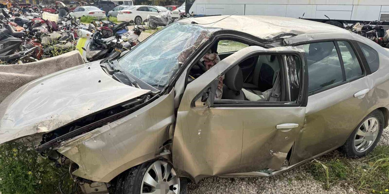 Tarsus’ta feci kaza: 2 ölü, 2 yaralı