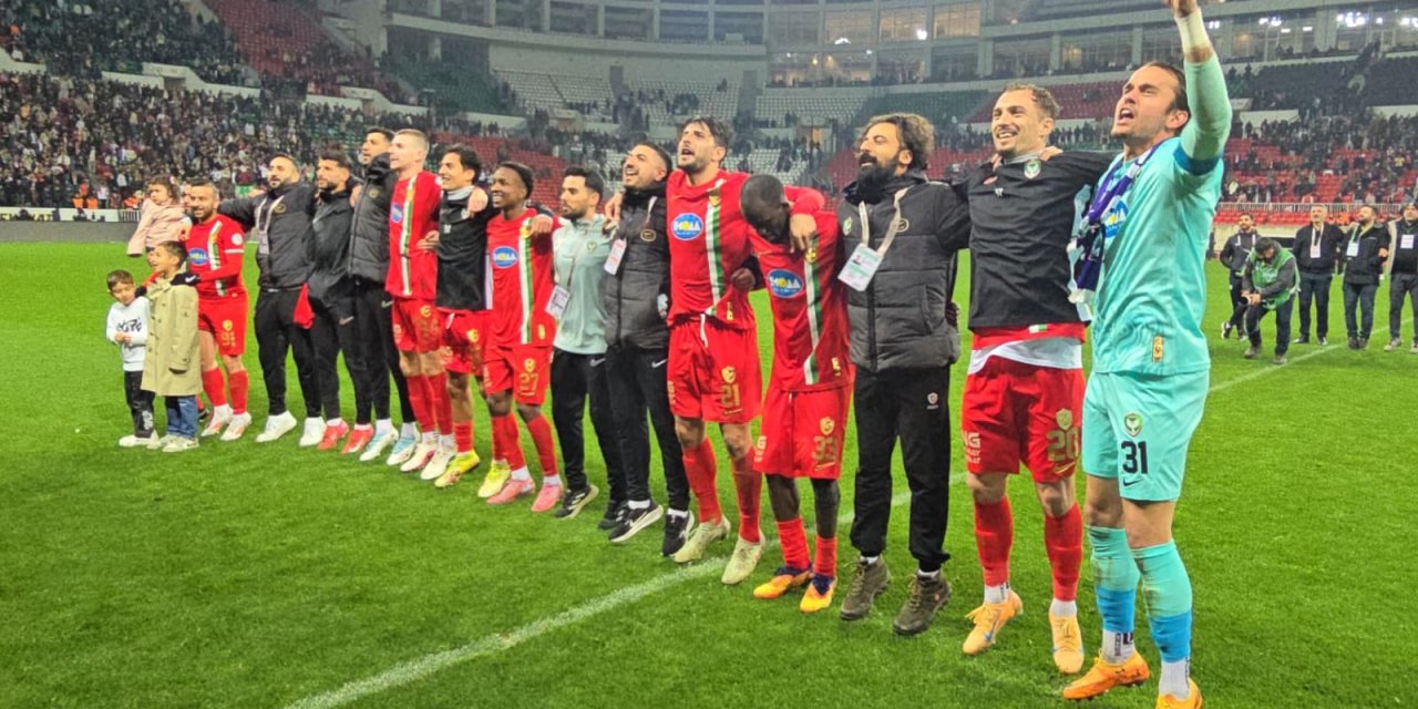 Amedspor Basın Emekçileriyle İstanbul Çıkarması