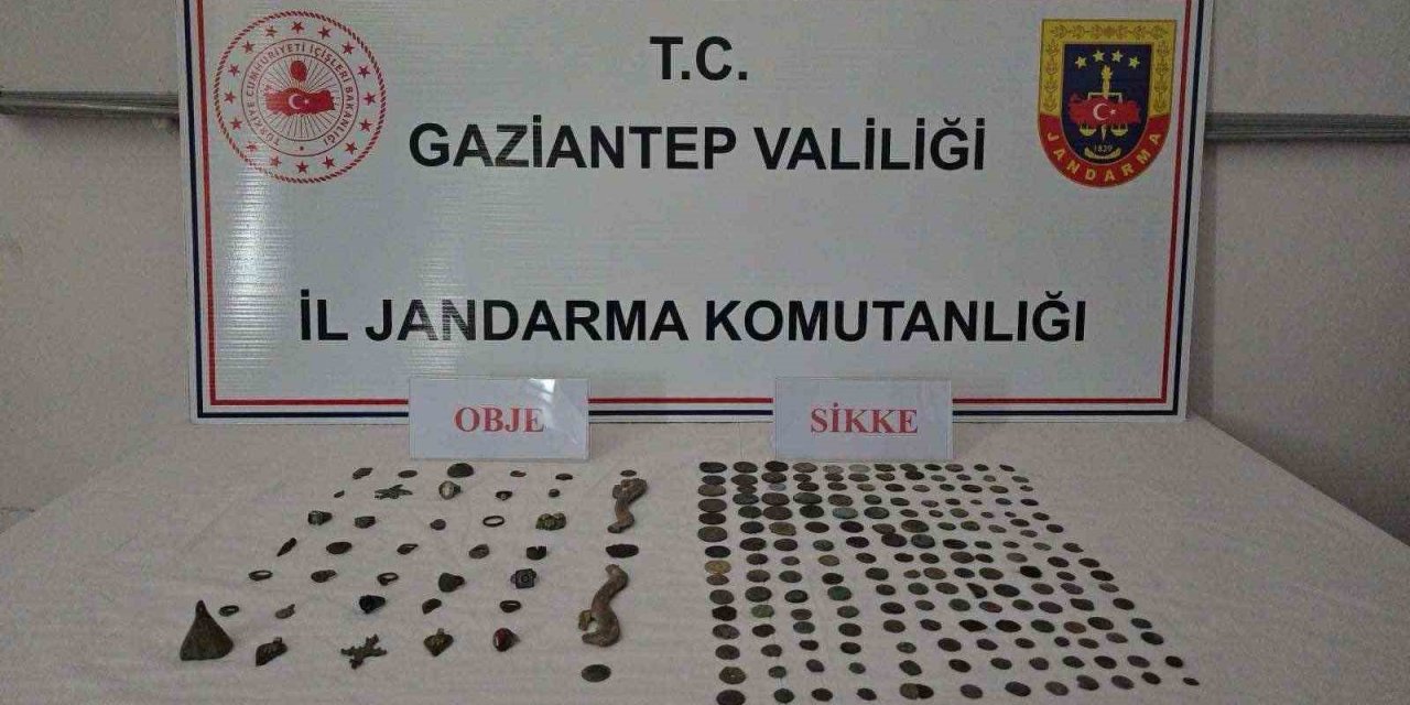 Gaziantep’te 191 adet sikke ele geçirildi