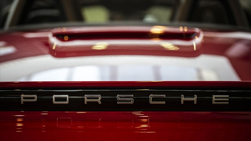 Otomobil devinin satışları düştü