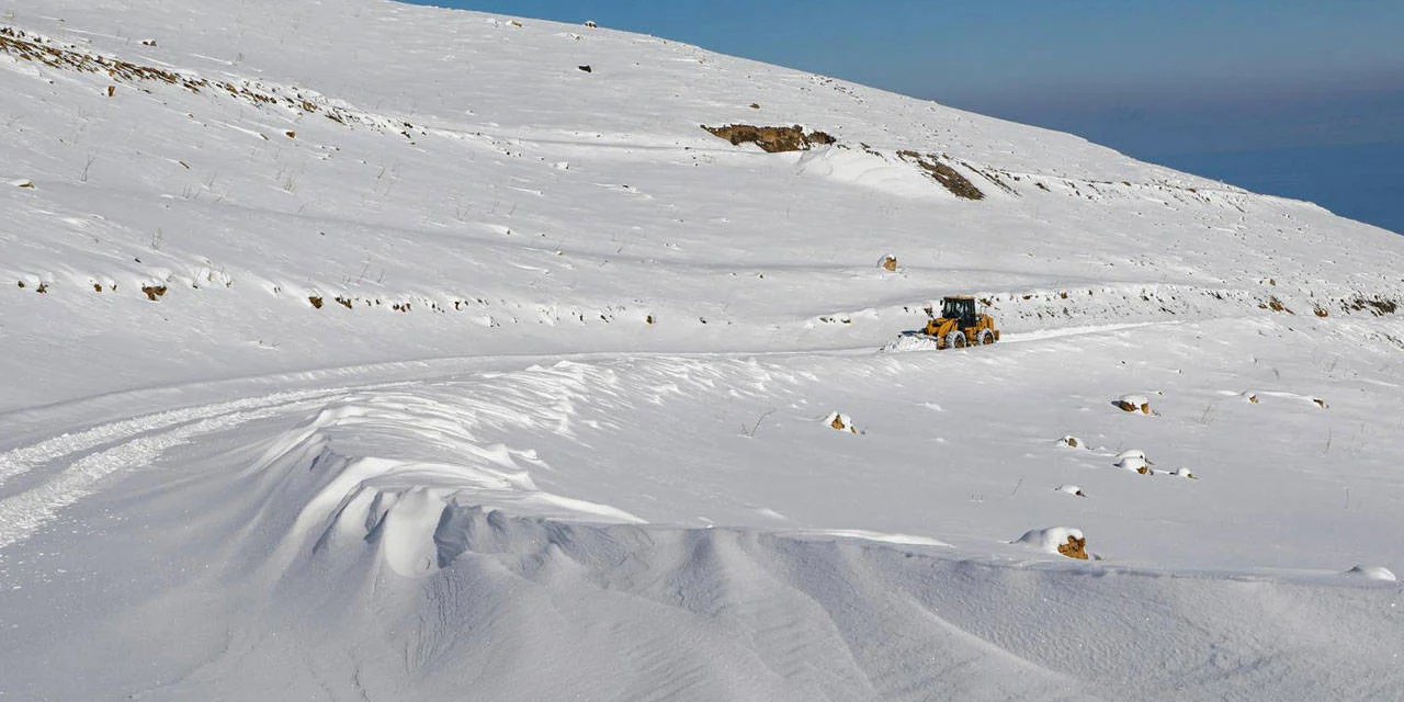 Bahçesaray-Hizan yolu ulaşıma kapatıldı