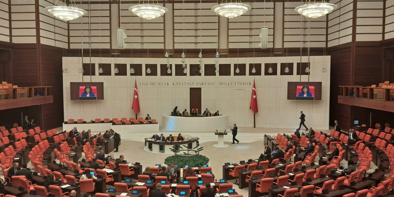 Mecliste okul saldırıları için araştırma komisyonu kurulacak