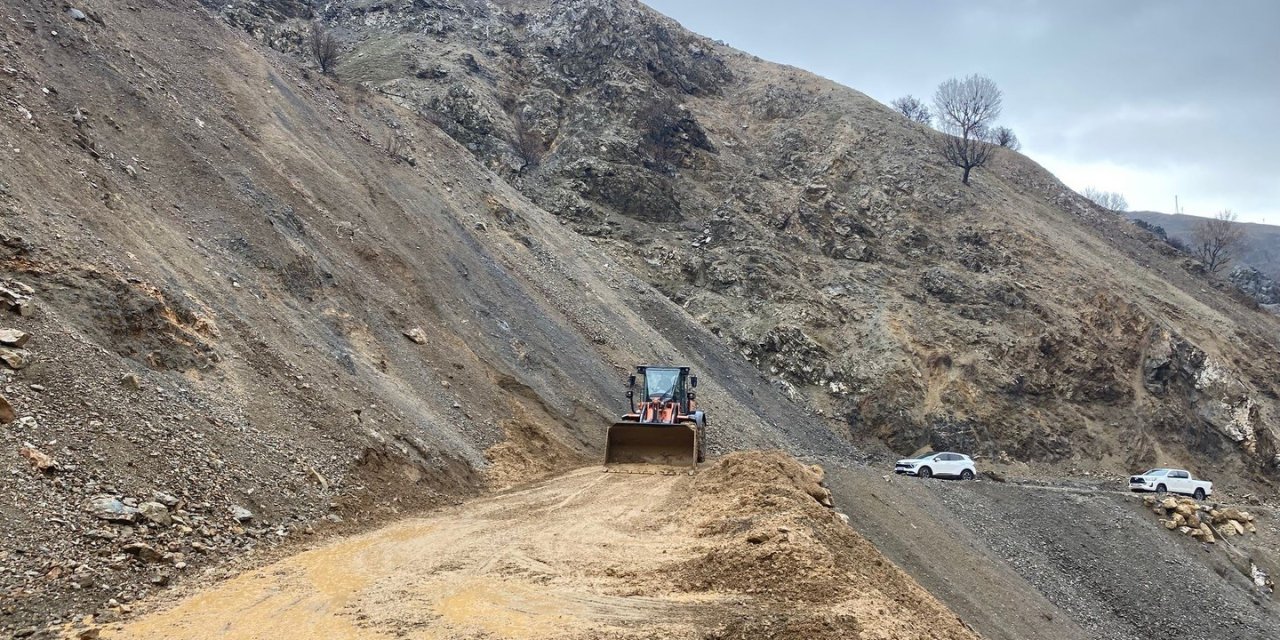 Batman'da heyelan meydana geldi