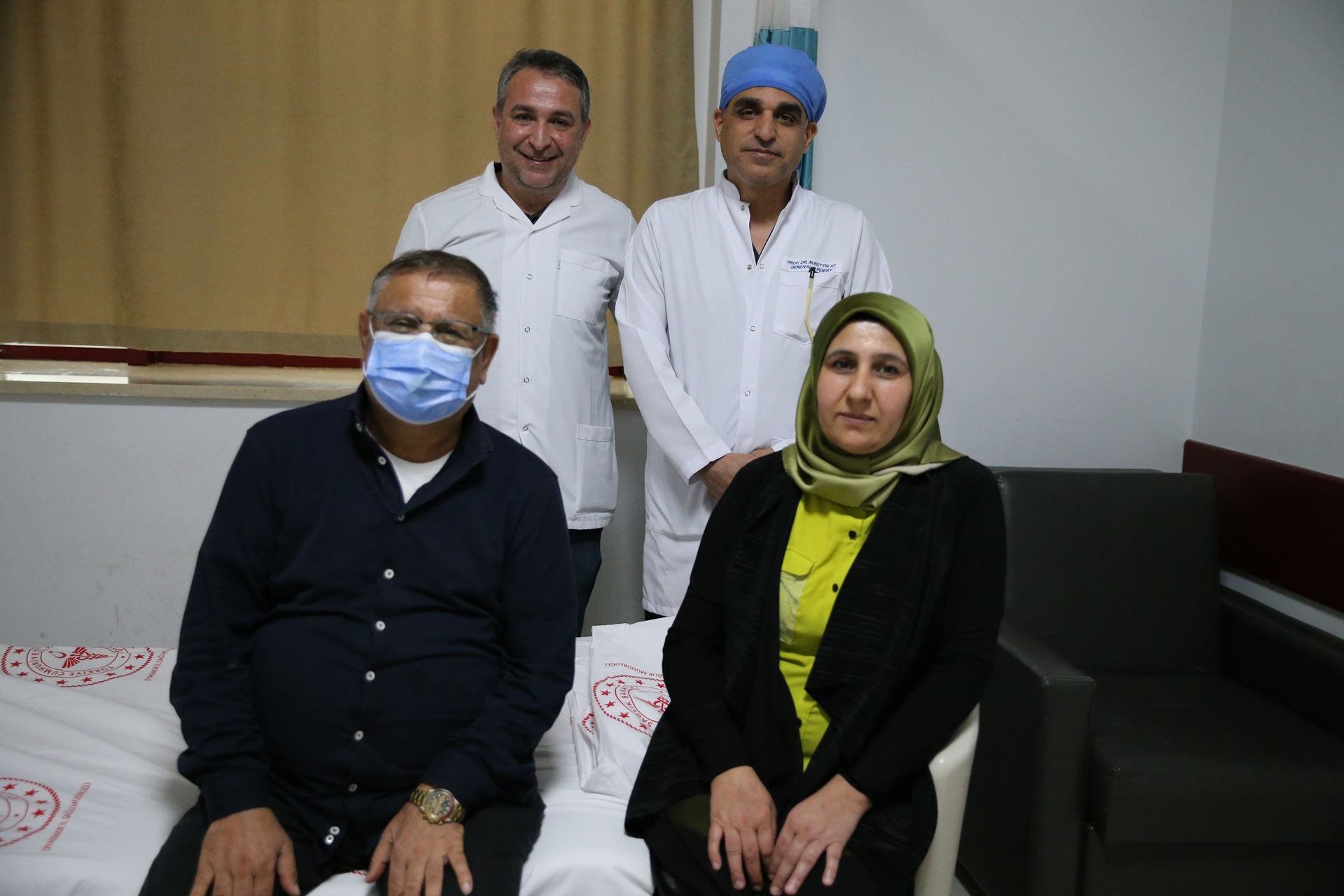 Kız kardeşinin bağışladığı böbrekle diyalize girmekten kurtuldu