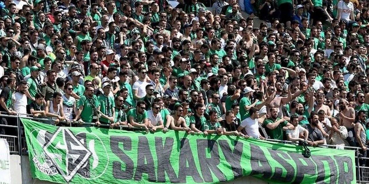 Sakaryaspor kümeye düştü: Ama cezadan kurtulamadı