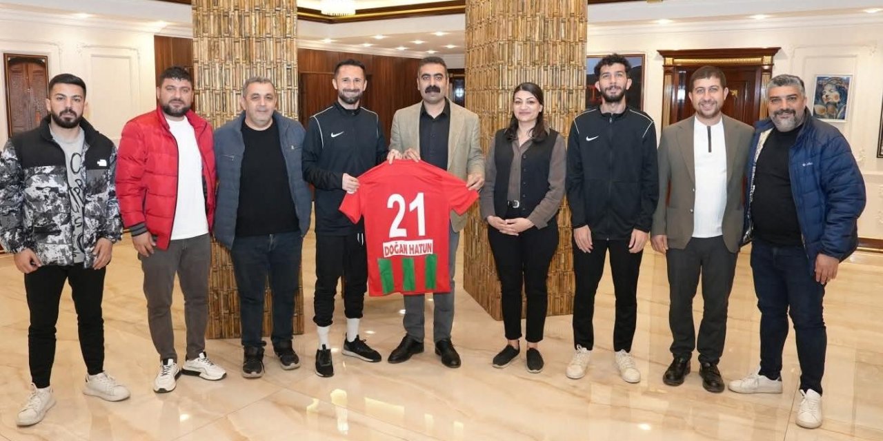 Diyarbekirspor’dan Büyükşehir Belediyesi’ne anlamlı ziyaret