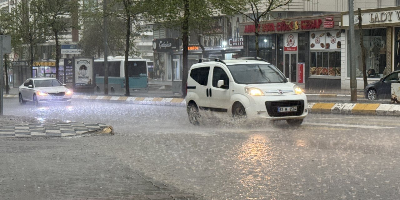 Şanlıurfa'da sağanak etkili oldu