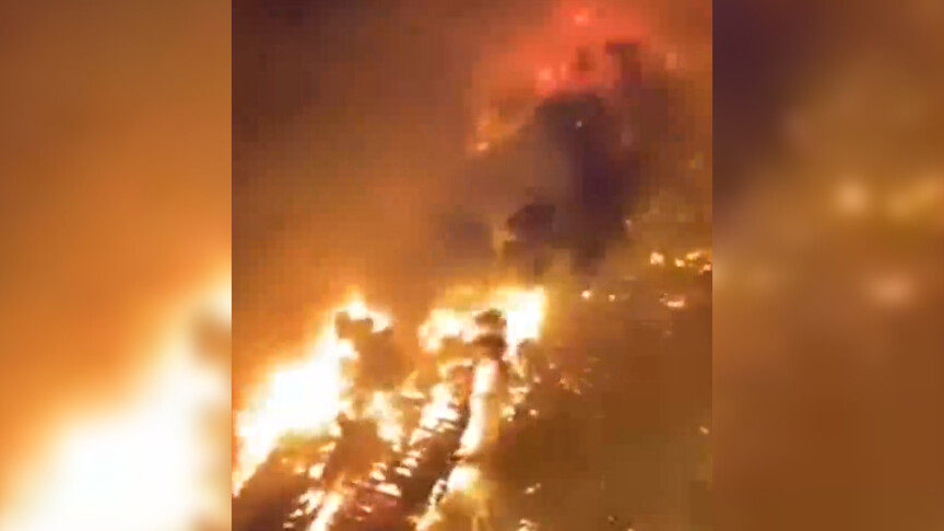 Malezya'da yüzen kasabada yangın: 1000 ev yok oldu