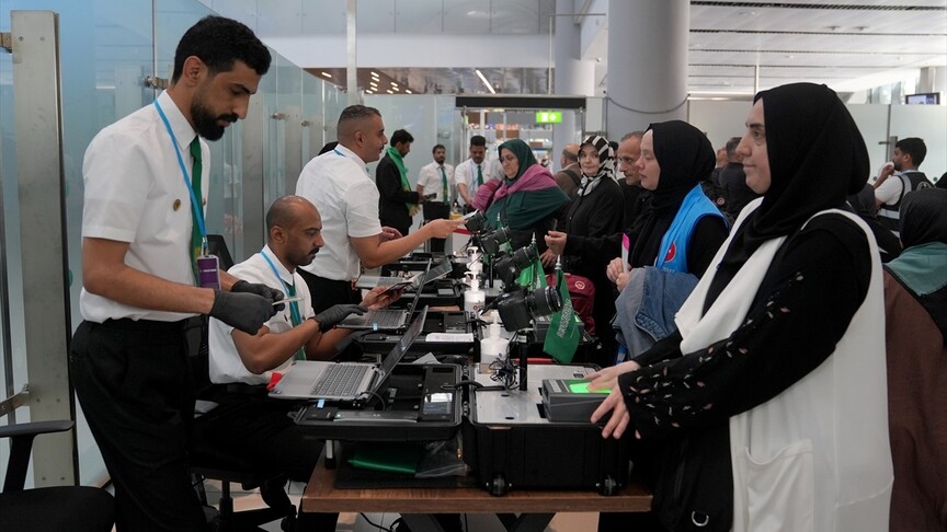 Hacı adayları kutsal topraklara gitti