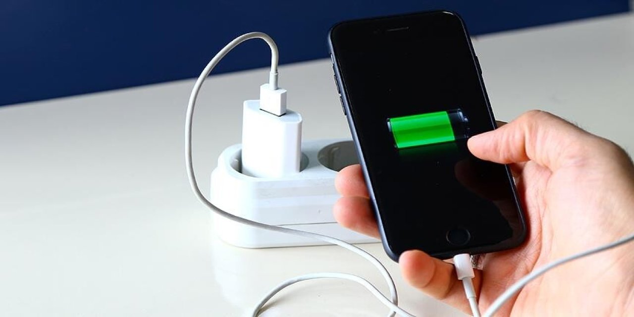 2027’de telefonunuzun bataryasını siz değiştireceksiniz!