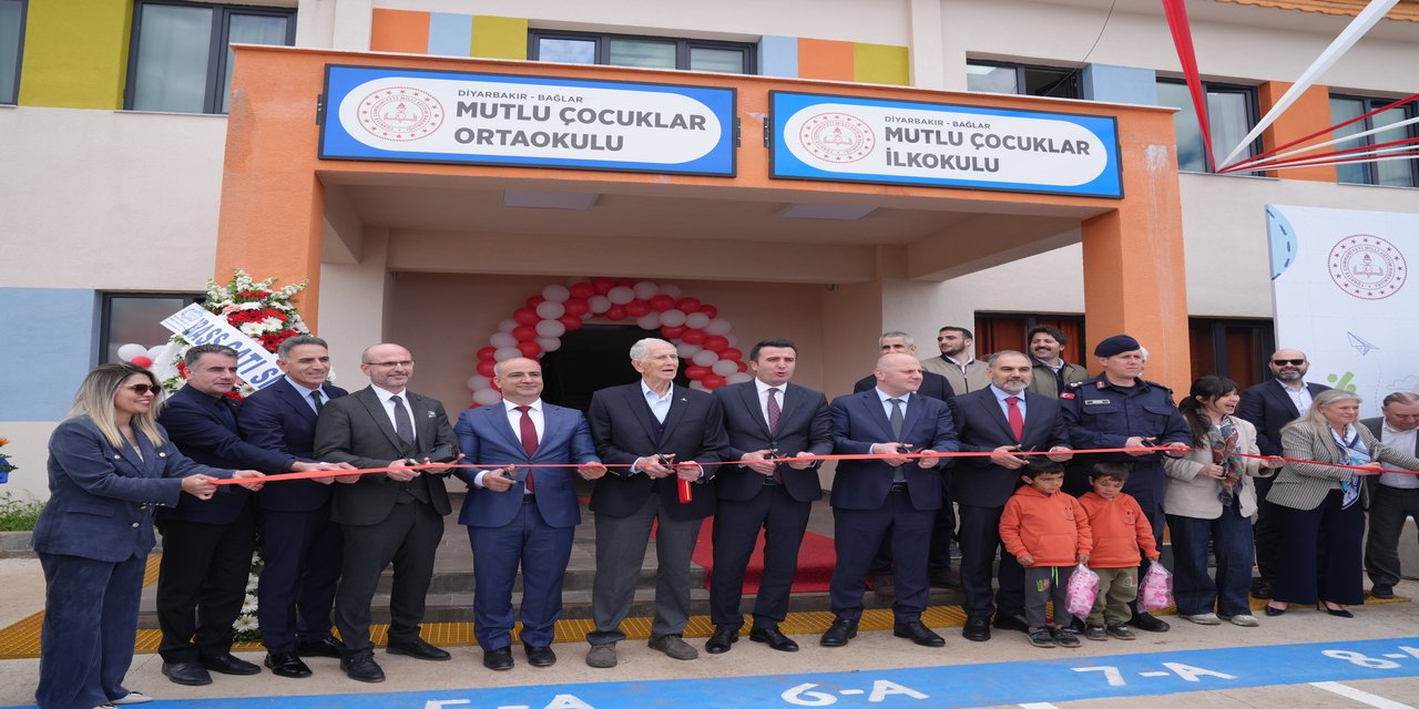 Diyarbakır’da hayırsever tarafından yapılan okul açıldı