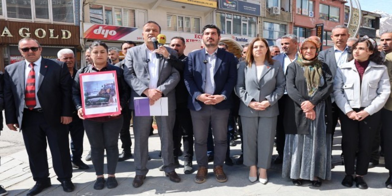 Hakkâri-Van karayolu günlerdir kapalı