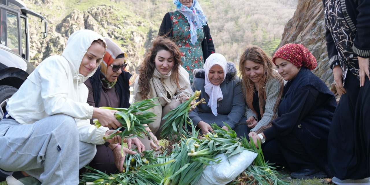 Sur’da kadın dayanışması: Önkol kadınlarla doğada buluştu
