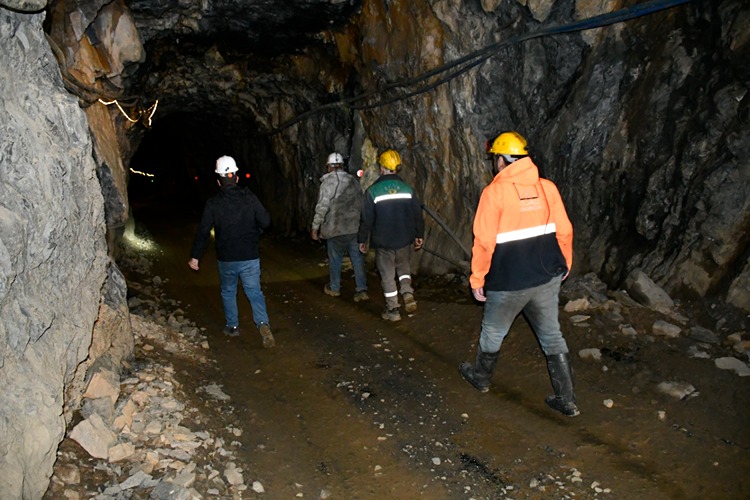 Madencilere yaş sınırı getirildi
