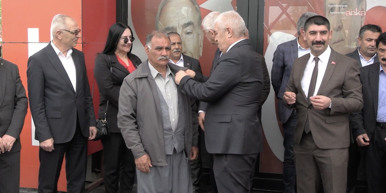 Diyarbakır’da MHP’ye yüzlerce katılım