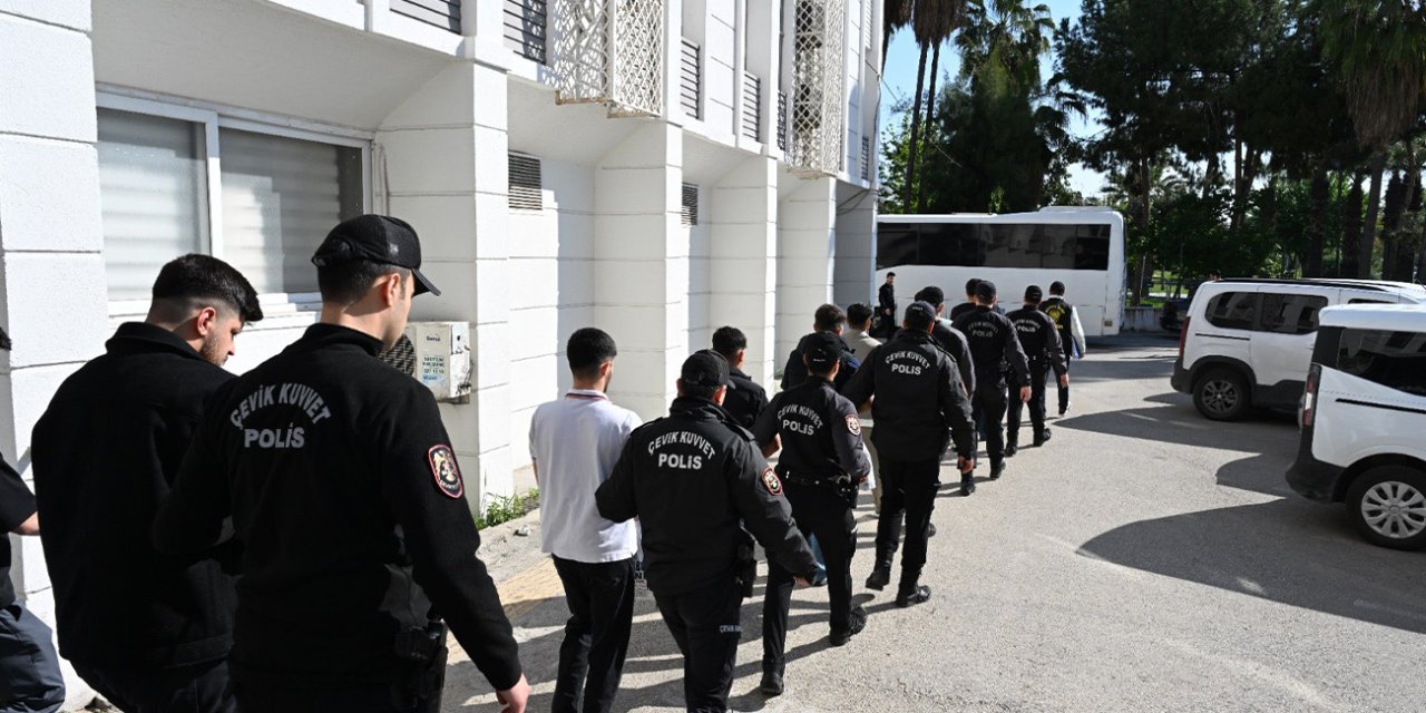 Dolandırıcılık şebekesi çökertildi: 100 milyonluk para trafiği ortaya çıktı