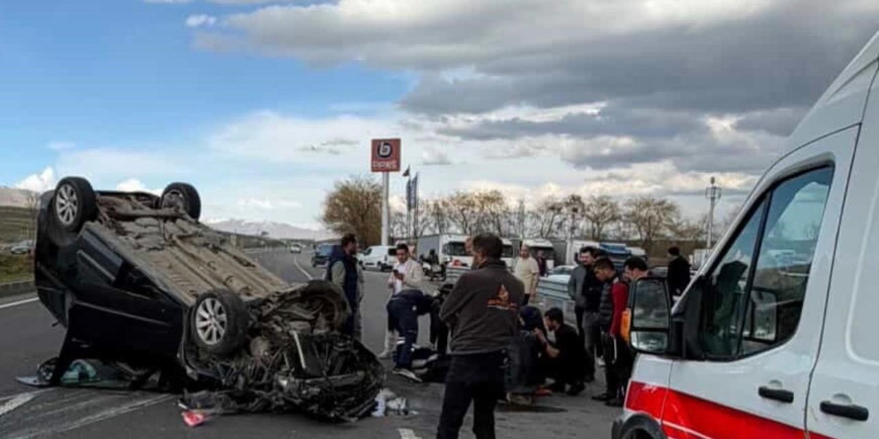 Seyir halindeki otomobil takla attı: 4 yaralı