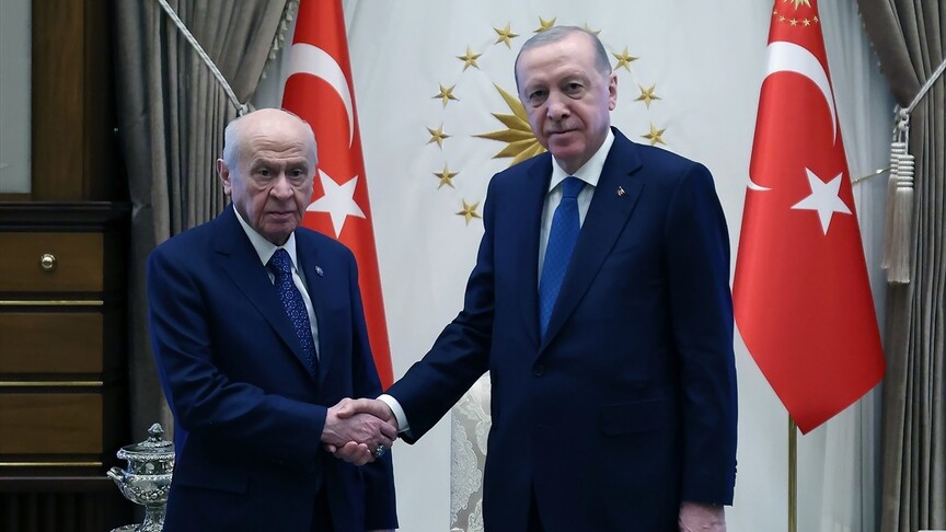 Erdoğan, Bahçeli ile görüştü