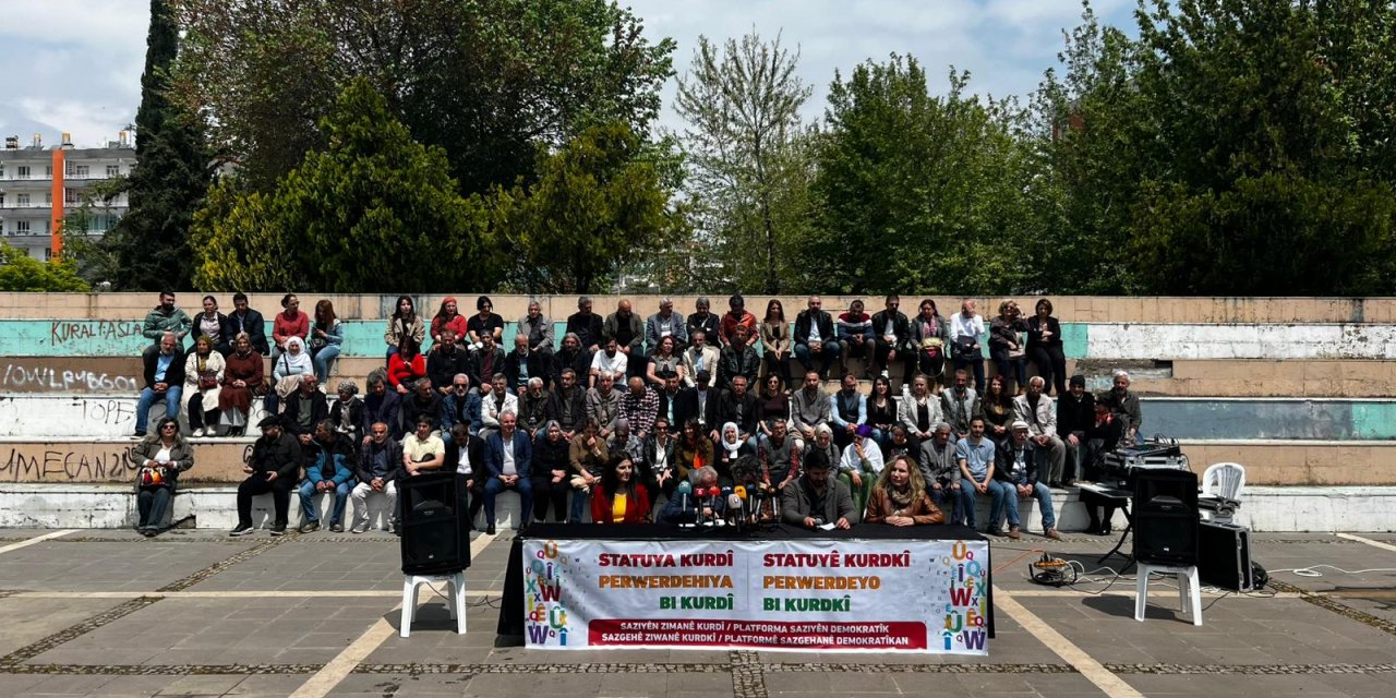 Diyarbakır’da 15 Mayıs Kürt Dili Bayramı’nda “ortak mücadele” çağrısı