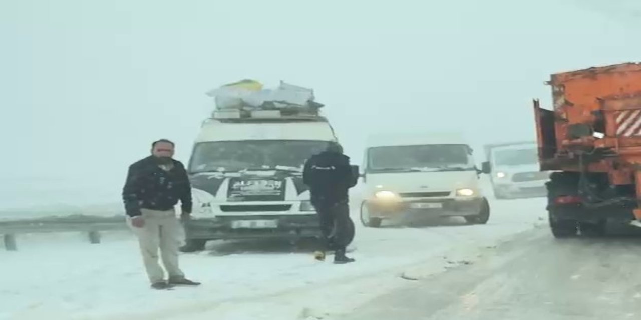 Palandöken Geçidi kapandı