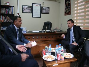 Espinoza, İHD Diyarbakır Şubesini ziyaret etti