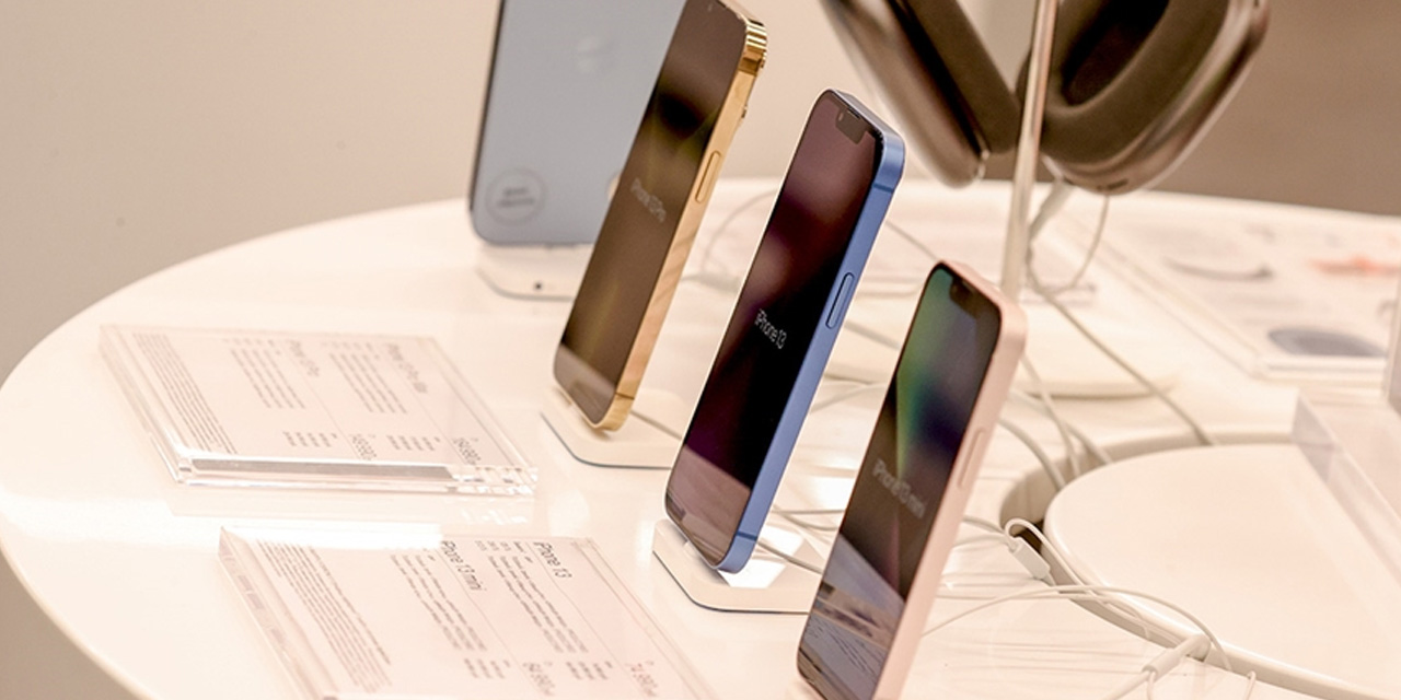 Türkiye’de iPhone fiyatlarına sert zam: Yeni fiyatları açıkladı