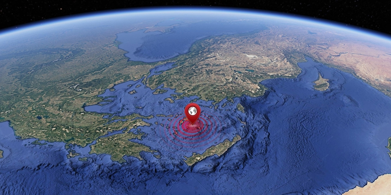 Türk mürettebatın bulunduğu kargo gemisi battı