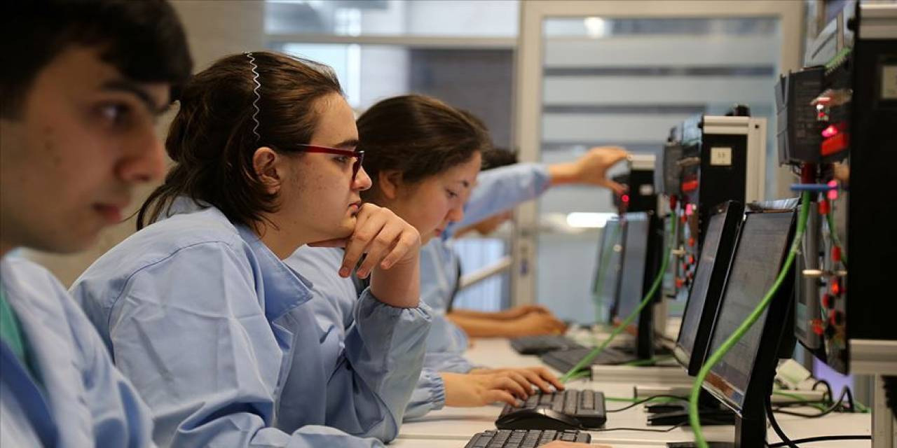 Meslek liselerine ilgi rekor seviyede: Kayıt oranı yüzde 43’e yükseldi
