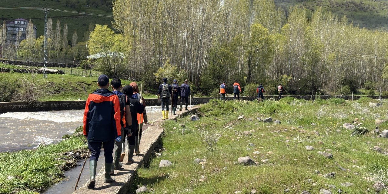 Bingöl'de kayıp emekli öğretmen arıyor